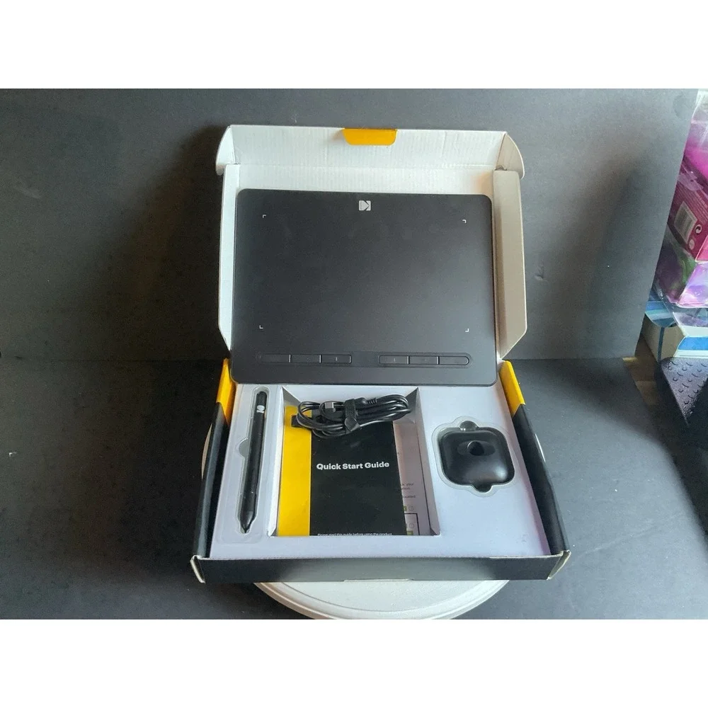 Kodak Cybertablet F8 Graphic Tablet 8x5 In Box Complete with Pen